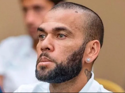 Julgamento de Daniel Alves por estupro é marcado pela justiça espanhola