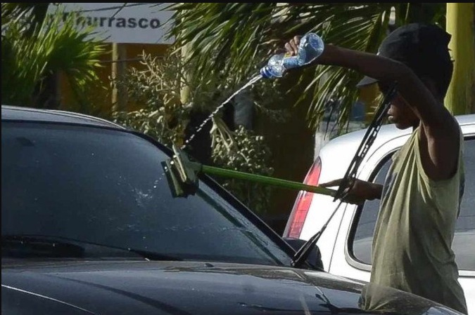 Uma a cada cinco crianças trabalha mais de 40 horas semanais