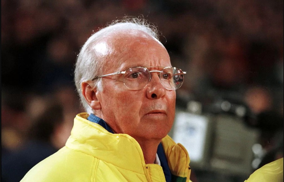 Morre Zagallo, uma das lendas do futebol brasileiro