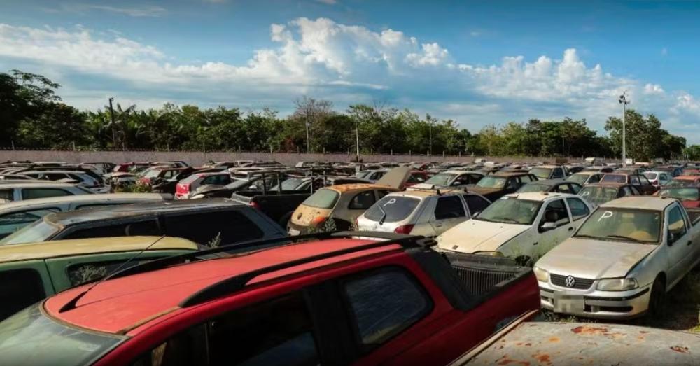 Detran leiloa mais de 800 veículos online com lances que variam entre R$ 50 a R$ 4,5 mil