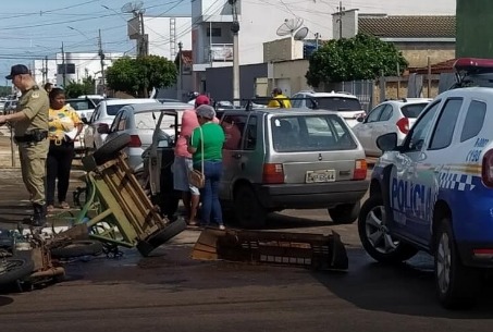 Entregador de gás fica ferido após colisão no centro de Paraíso TO