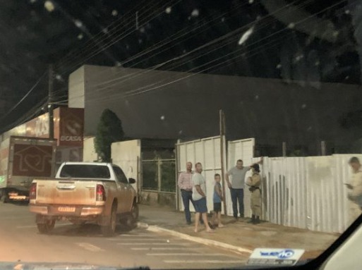 Polícia Militar prende homens suspeitos de tentarem furtar Hilux em Paraíso
