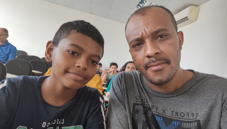 Garoto de apenas 13 anos é aprovado pela segunda vez em concurso e vira exemplo no Tocantins