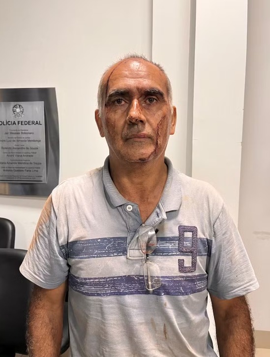 Piloto flagrado em avião com quase meia tonelada de cocaína vai responder por tráfico de drogas