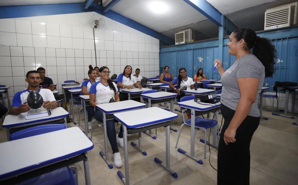 Governo do Tocantins vai fornecer alimentação escolar reforçada aos estudantes da rede estadual matriculados no período noturno
