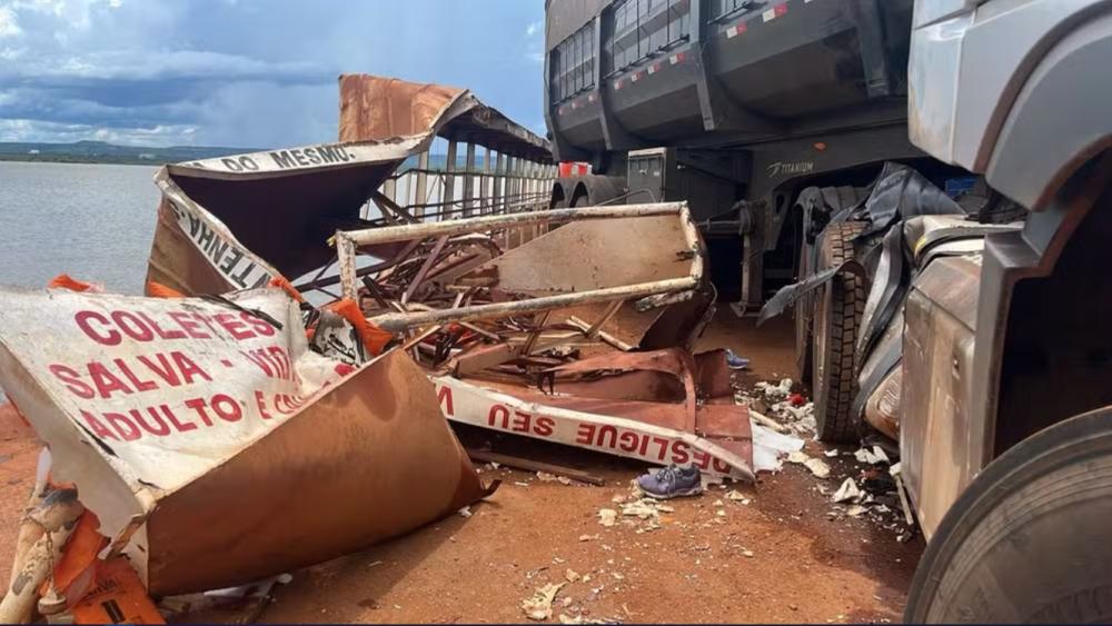 Polícia abre inquérito para investigar acidente entre balsas e ouve condutores