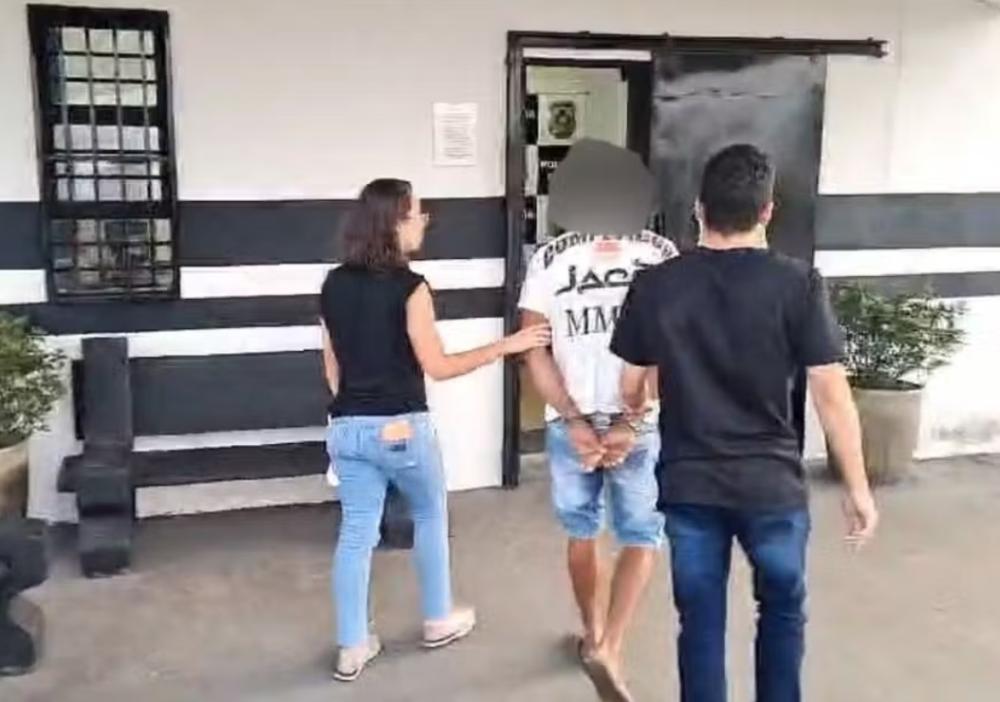 Padrasto é preso por estuprar adolescente com conhecimento da mãe da vítima, diz polícia