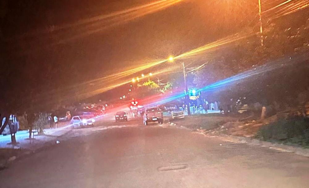 Criança de 10 anos é baleada pelo amigo adolescente momentos antes de irem para igreja